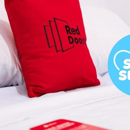 Reddoorz Plus Near Naia Expressway Pasay Exteriör bild