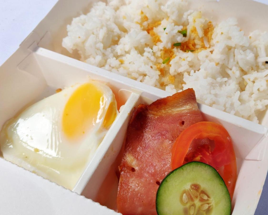 Reddoorz Plus Near Naia Expressway Pasay Exteriör bild